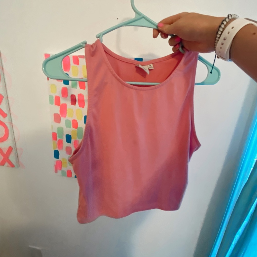 pink tank